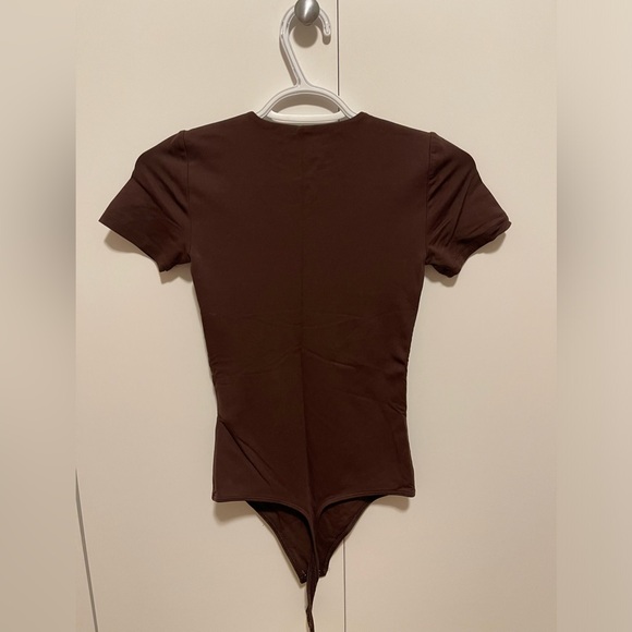 *SOLD* Aritzia Babaton Contour Bodysuit - Picture 3 of 3